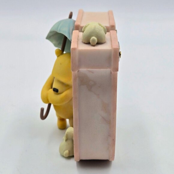 Disney Classic Winnie The Pooh Alphabet Nursery Letter U Umbrella Accent Import - Picture 7 of 10